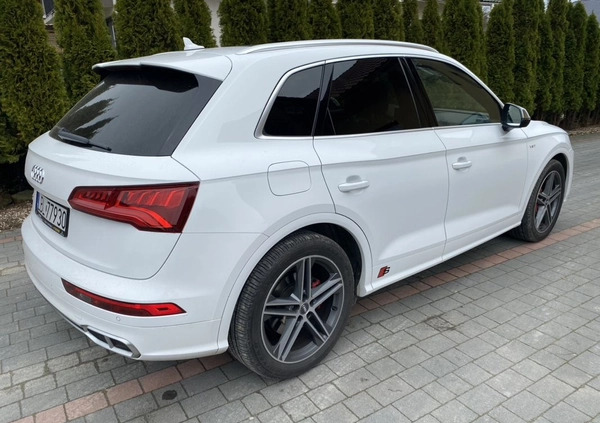 Audi SQ5 cena 152000 przebieg: 124340, rok produkcji 2018 z Raszków małe 326